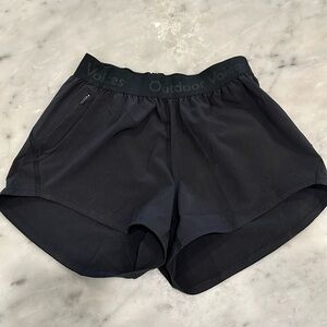 Outdoor Voices black relay 3inches shorts